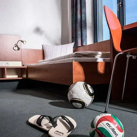 Landessportschule Bad Blankenburg Hotel Exterior photo